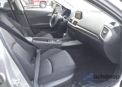 2018 Mazda Mazda3 Sport z USA, uszkodzony, nr VIN 3MZBN1U74JM175791